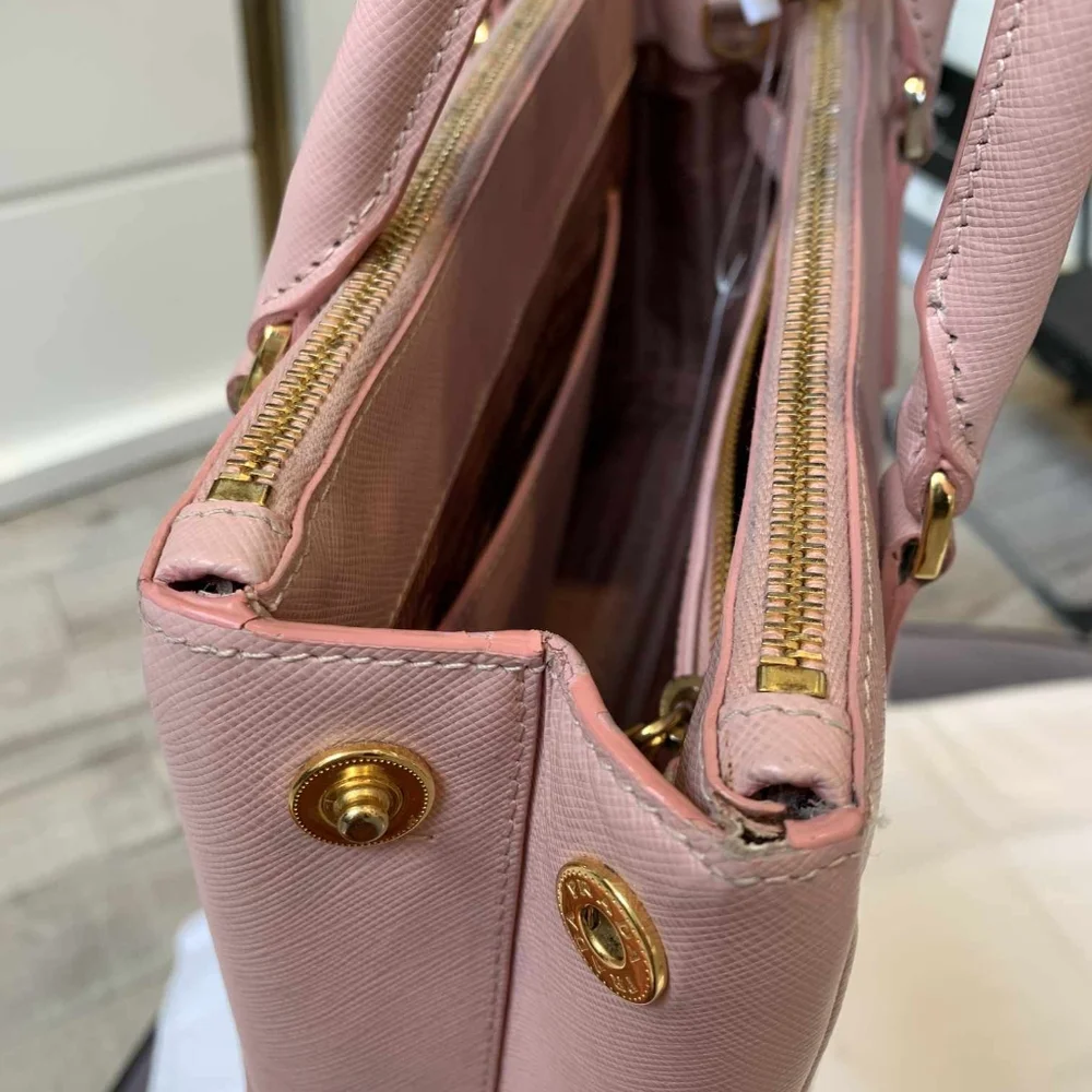 Prada Saffiano Tote - Picture 14 of 17